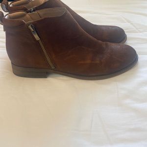 Anthropologie Franco Sarto Keegan Womens Suede Ankle shoes comfort sz 9M